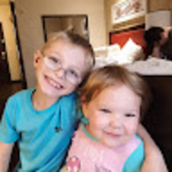 Meet your Posher, Robin - Picture 1 of 1